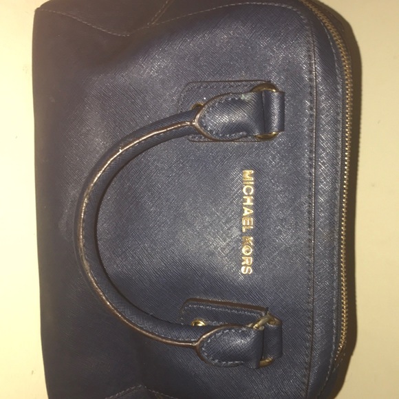 A Mimi Michael kors pruse - Picture 2 of 5
